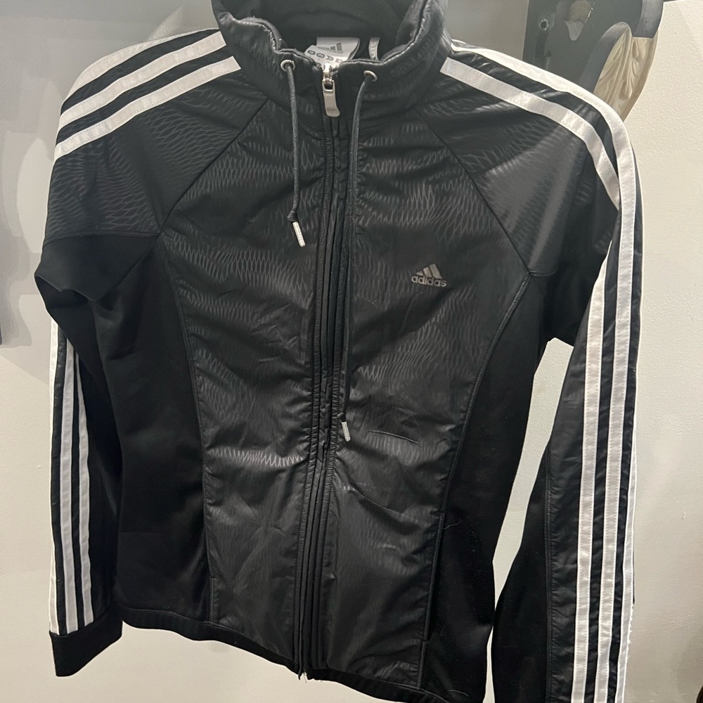 Adidas sweater/light jacket